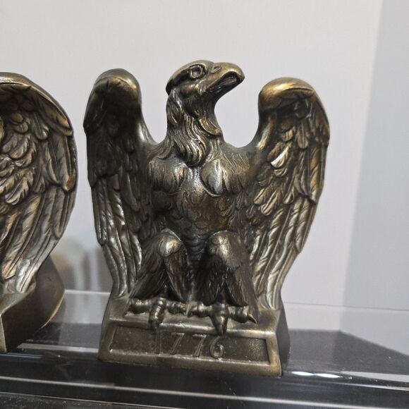 2 Vintage 1965 Colonial Hampton Virginia Cast Brass 1776 Eagle Bookends Set 6" - Picture 2 of 7